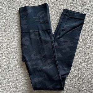 Spanx Camouflage Seamless Leggings ⭐️
